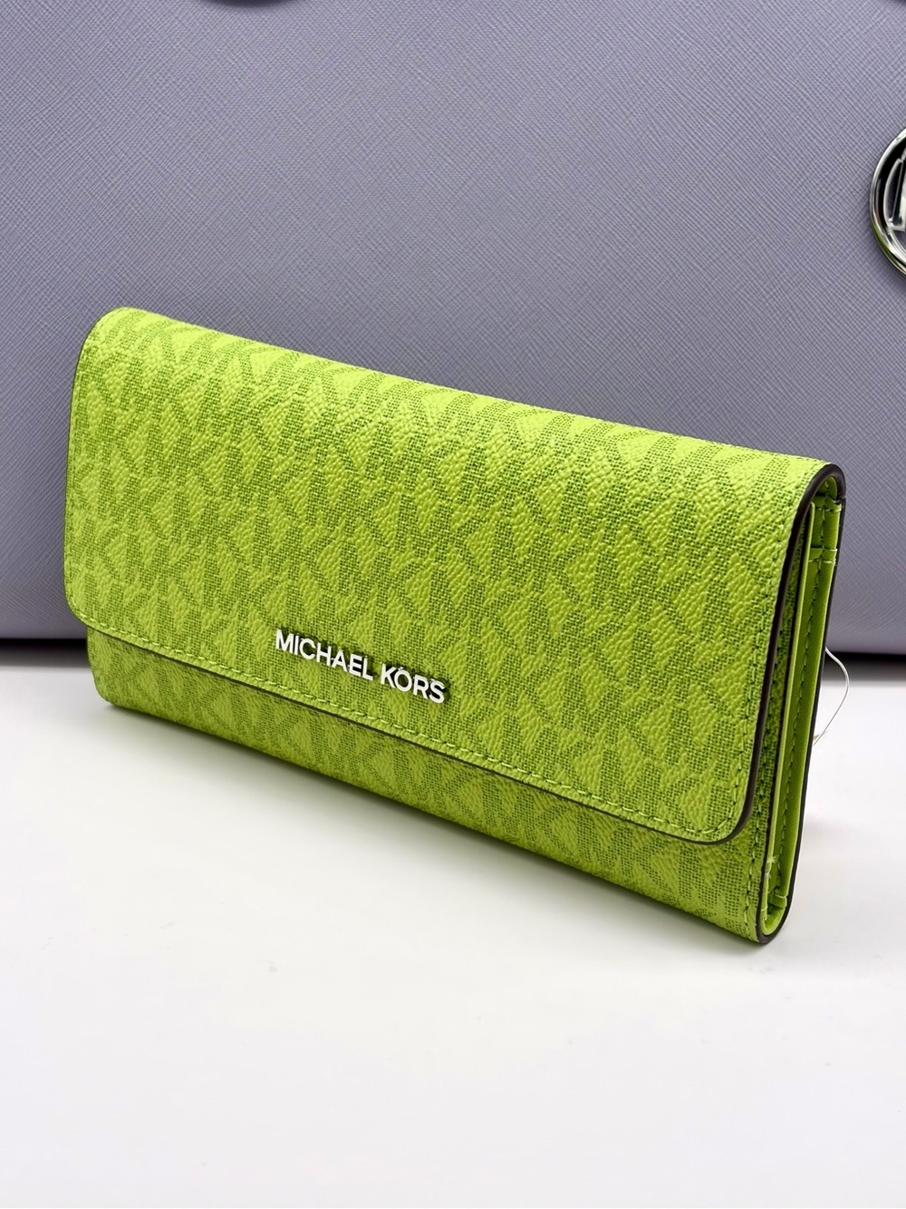 Michael Kors Jet Set Travel Signature Logo Tri-Fold Wallet Lime